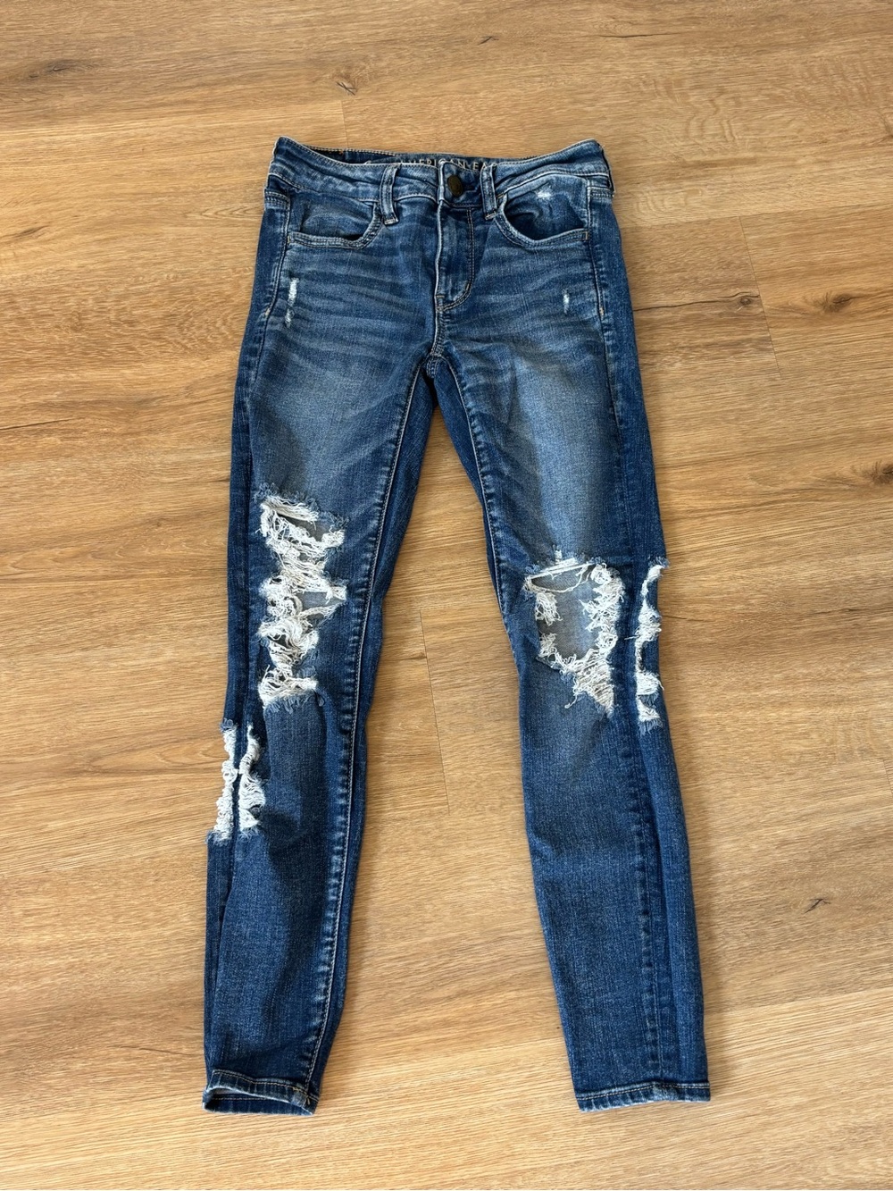 American Eagle Next Level Stretch Distressed Skinny Jeans Size 2 Short